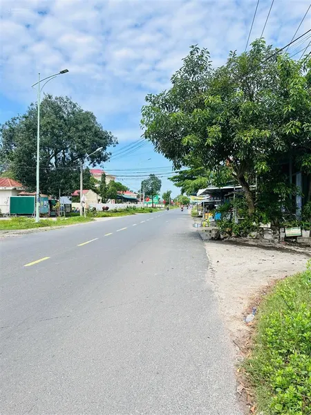 5x20m (100m2) full thổ cư đất mặt tiền lê minh công phước lộc lagi gía siêu rẻ gần biển