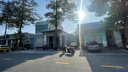 Bán đất tại d17, hòa phú, thủ dầu một, 2tỷ599tr, 100m2, mặt tiền 5m, ngõ 8m
