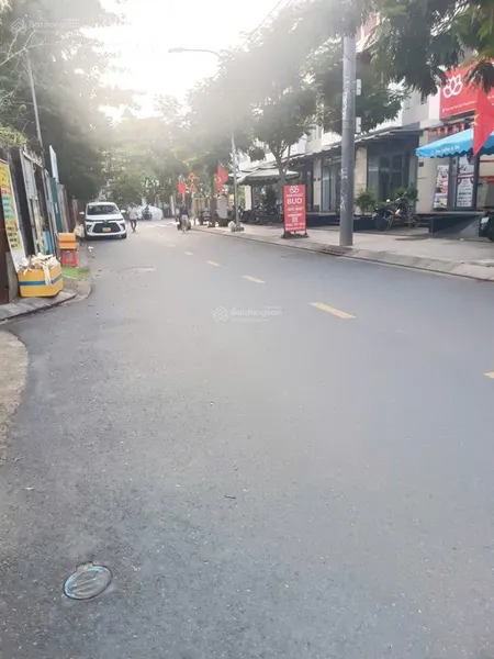 Đất thổ cư 200m2 mặt tiền tam đông 3 sát trục nguyễn ảnh thủ ngang 8m xây gì cũng ngon.