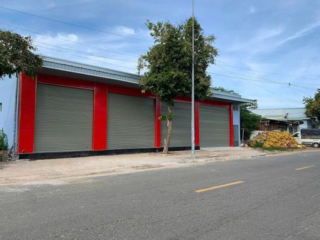 Nhà mặt tiền đường Vũ Trọng Phụng, Bà Rịa - Kinh doanh đỉnh, giảm giá sập sàn