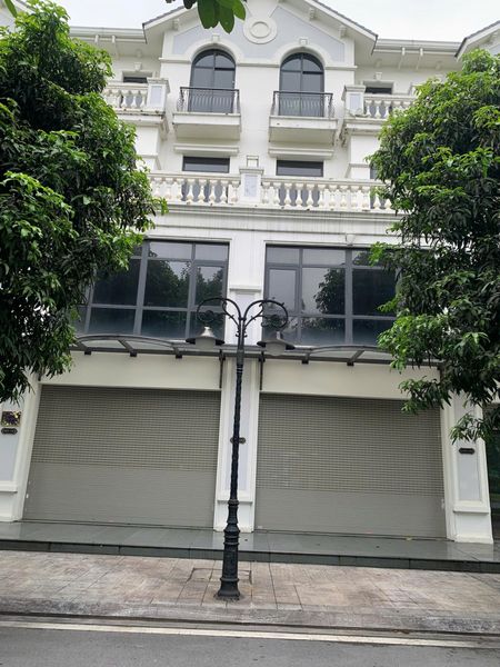 18 tỷ! bán Liền kề Sao Biển rộng 70m2 mặt đường 52m kinh doanh sầm uất Vinhomes Ocean Park Gia Lâm