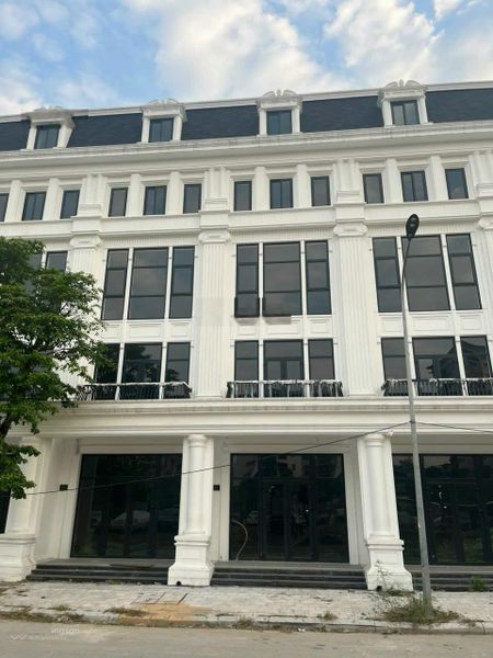 Bán Gấp Căn Liền Kề Louis City Hoàng Mai, Giá Rẻ Kịch Sàn, Rẻ Nhất Louis HM