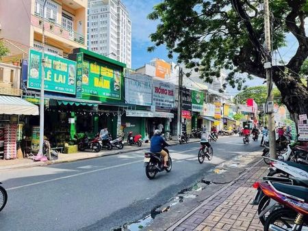 Bán nhà mặt tiền đường Lê Lai, trung tâm Vũng Tàu, gần biển
