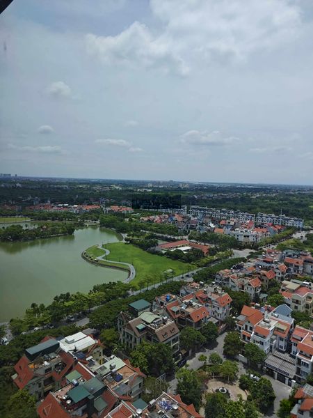 Chính chủ bán nhanh Biệt thự mặt hồ Thành phố Giao Lưu, 241m2 hai mặt đường trước sau. Giá 113 tỷ