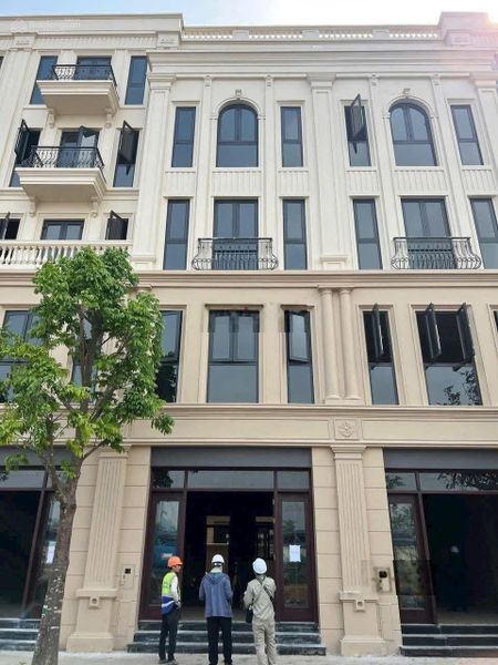 Rẻ hơn thị trường 2 tỷ - chủ nhà bán nhanh căn Thiên Nga 80m2 Vinhomes Cổ Loa - Giá 25.5 tỷ