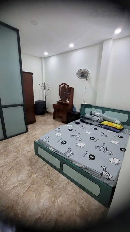 Bán nhà riêng Trần Văn Quang, 10,6 tỷ, 80m2, 3 tầng, p 10, Q.Tân Bình, HCM