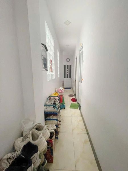 Bán nhà quận 10 hẻm xe hơi 1 trục cmt8 tô hiến thành 4 tầng 8pn ngay ga metro
