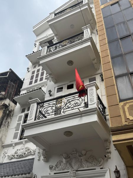 Bán nhà phố Ao Sen Hà Đông 55m, 4 tầng sang trọng, vị trí trung tâm sầm uất, tiện ích bao quanh