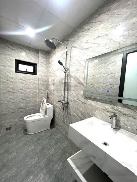 Hai bà trưng- ô tô đỗ cửa - nội thất châu âu - 9 tỷ -40m2 - nhà đẹp ở luôn
