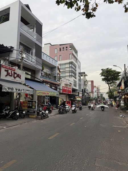 Mặt tiền Nguyễn Súy, ngang 8m hiếm có – 161m² – Kinh doanh đỉnh – 26 tỷ