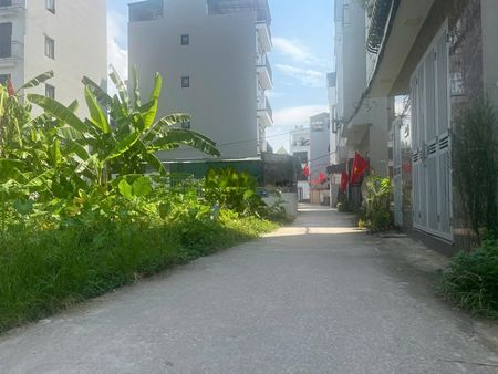Đất đẹp nở hậu tại Phúc Lợi, Long Biên, cách vài nhà ra vườn hoan Phúc Lợi, giá đầu tư
