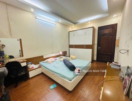 Chỉ 300tr/m2 - ô chợ dừa -60m2 x 5t - mt rộng -7 chỗ vào nhà- trc nhà bãi oto -hàng xóm quan chức