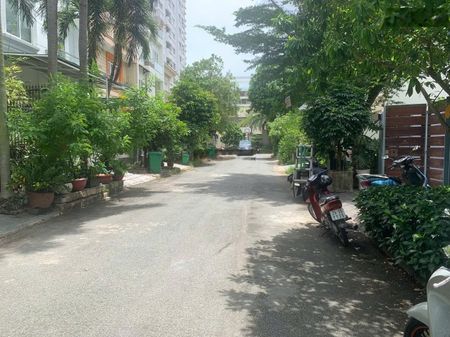 Bán đất tại khu phố Nam Thông II, 35 tỷ, 144 m2, pháp lý đầy đủ giá cực chất uy tín