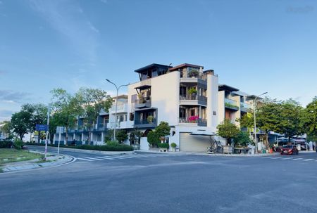 Lô góc đẹp đối diện sân bóng - sát đường võ nguyên giáp - mỹ gia 7 chỉ 60tr/m2 bao tất cả