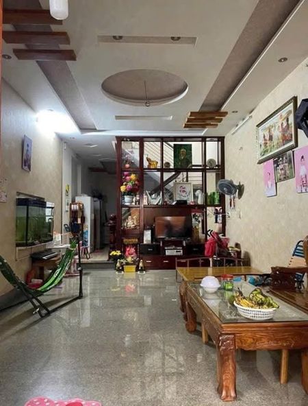 Nhà mặt tiền đường Dương Vân Nga, 1 trệt 2 lầu, rinh ngay kẻo lỡ