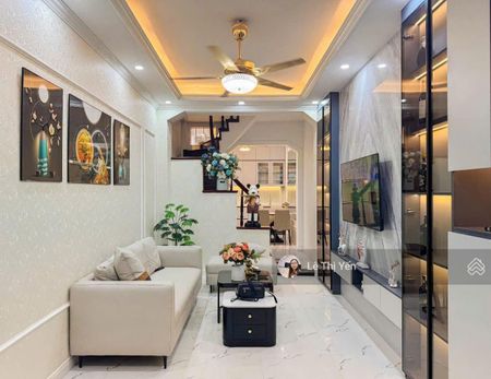 Bán Nhà Mỹ Đình - Nam Từ Liêm 38m2 x 4 tầng, nhà đẹp ở ngay, gần phố. Giá 7,95 tỷ