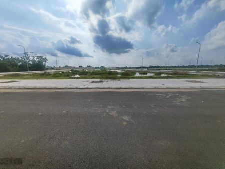 Siêu rẻ, lô góc 100m2 view hồ điều hòa và biệt thự cực đẹp hiếm TP Thanh Hóa giá chỉ 1,5x tỷ