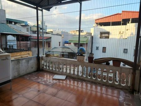 Nhà Lô Góc 4 Tầng Đẹp 20m Ra Mặt Đường Hoàng Mai Ở Ngay, Nở Hậu Tài Lộc