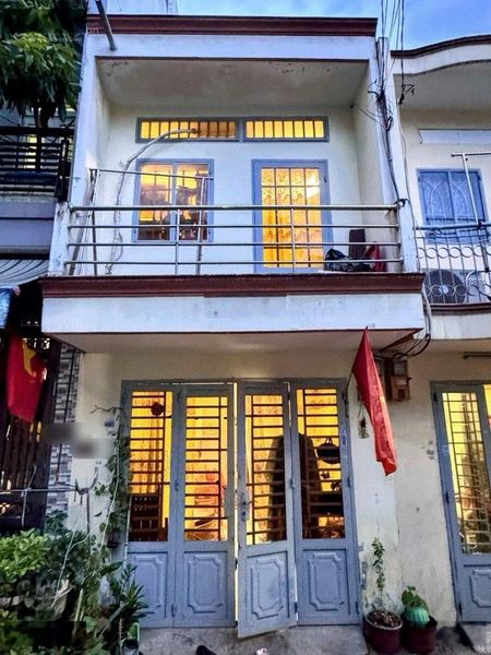 Bán ngay căn nhà hot siêu ngon , 6m , Mã Lò , Bình Tân , Chốt ngay tối mưa gió cho vui
