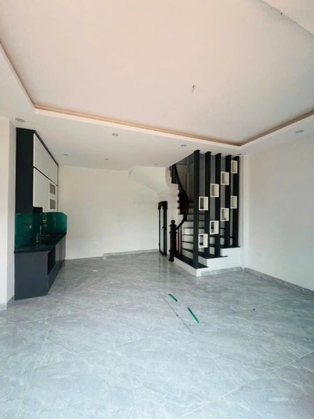 Bắc Từ Liêm ô tô 7 chỗ đỗ cửa - 5 tầng - 5,4m mặt tiền - 5,9tỷ 20m ra ô tô tránh , g