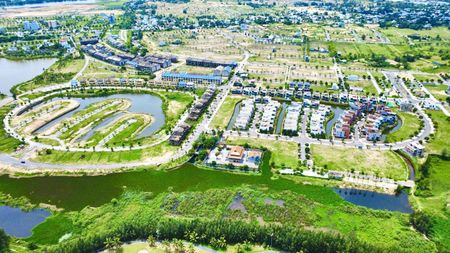 Bán lô ngang 9m sát bờ sông Cổ Cò và cạnh bãi tắm Đà Nẵng