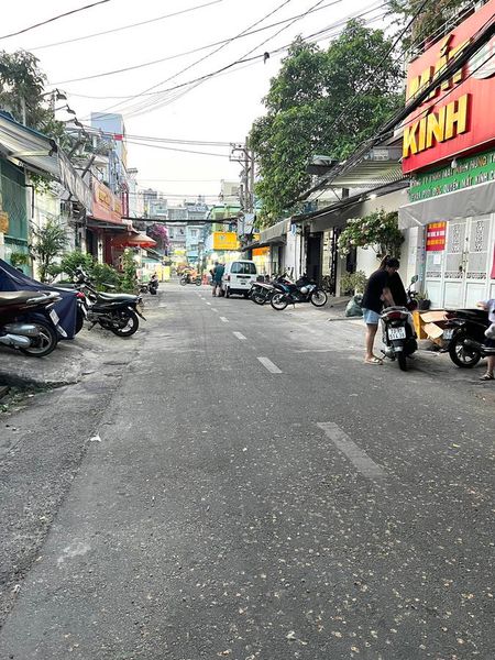 Bán nhà mặt tiền Tân Phú – Gần chợ Tân Hương – 84m², 3 tầng