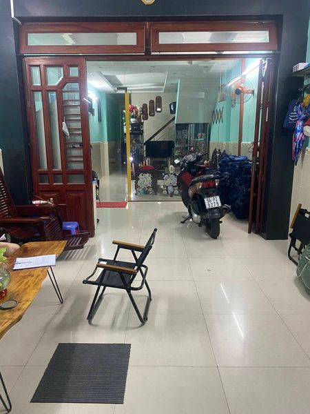 Nhà 100m² khu Tân Hương, độc lập – 4 ngủ, rộng rãit Tiện ở mở văn phòng