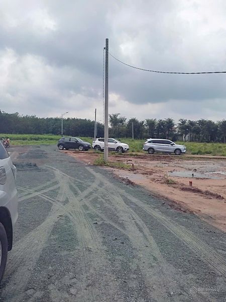 Bán gấp đất gần tường tiểu học Minh Thắng, Chơn Thành, Bình Phước, 225m2 giá 400tr. LH 0938903118