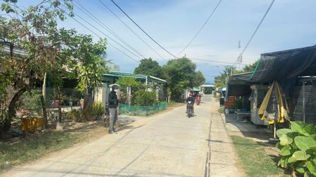 Đất đẹp gần kcn dốc đá trắng trục chính xuân tây