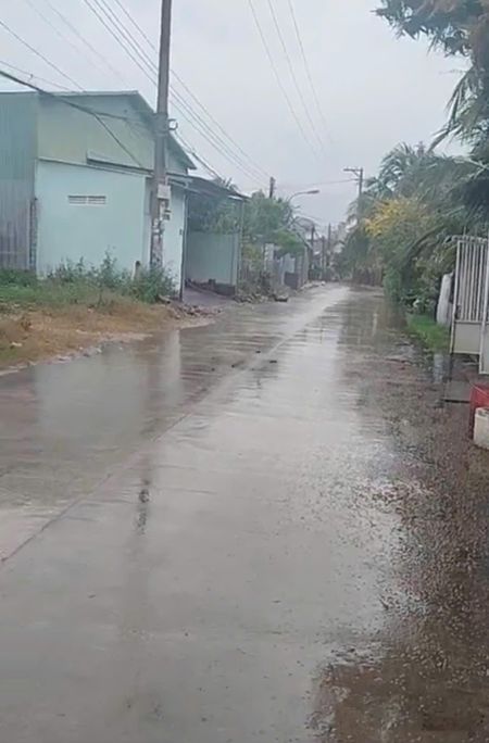 Bán đất 391,9m² mặt tiền Xuân Lạc xã Vĩnh Ngọc, 3 căn nhà xây sẵn, pháp lý rõ