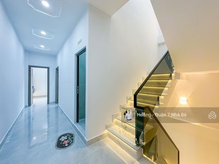 Nhà full nội thất đường xe hơi-có phòng dưới trệt cho người lớn tuổi-5mx18m-xây 1trệt 2lầu ST