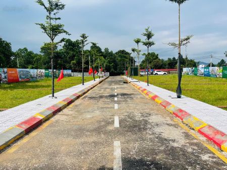 Chính chủ bán gấp mảnh đất 100m2 cạnh tuyến Metro và ĐH Quốc Gia giá chỉ 3,x tỷ cực thoáng, cực rẻ
