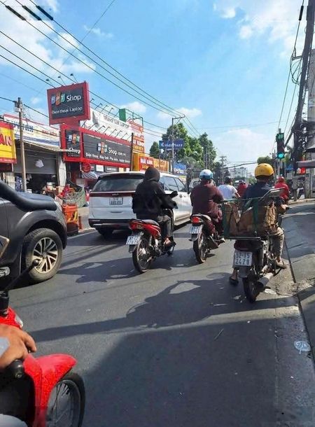Chính chủ bán gấp nhà 1 lầu (5x21) giá 950triệu ngay vòng xoay an lạc. đang cho thuê 16tr/tháng