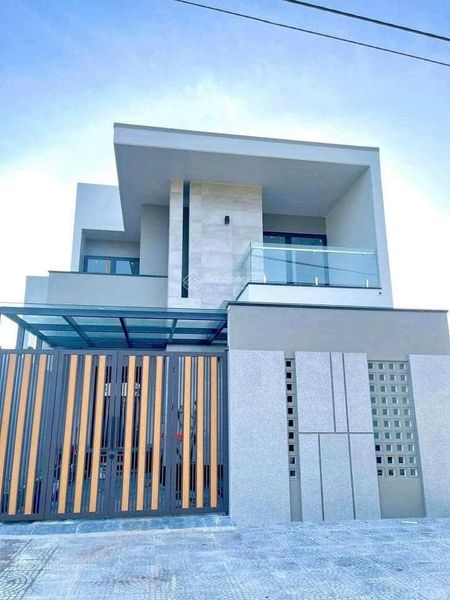 Siêu Hot!Bán gấp căn nhà lầu giá ngộp gần chợ, trường học Thạnh Phú, sát Biên Hòa.