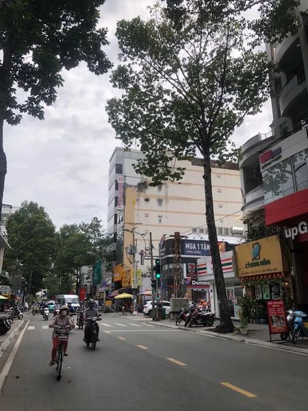 Bán nhà mặt phố Trần Quang Khải, 18 tỷ, 90m2, Q1, HCM giá cực chất chỉ với