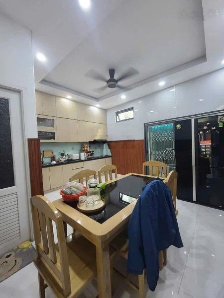 Hiếm 2 mặt hẻm, Ngang 5m,Chủ gấp bán nhà hẻm xe hơi 3 tầng 68 m2 , Xung quanh tiện ích, tiềm năng