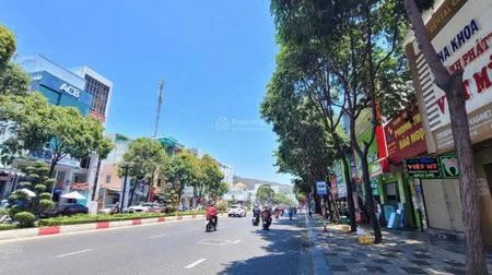 Bán nhà mặt tiền đường Lê Hồng Phong, Vũng Tàu, 36m2, nở hậu, kinh doanh sầm uất