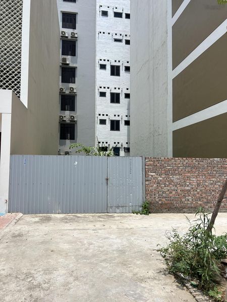Bán gấp đất Cự Khối Long Biên 280m2 mt: 9m, ngõ thông oto tránh, xây biệt thự, văn phòng, giá 32 tỷ