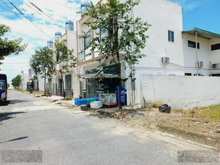 Nhà rao bán gấp đất MT Cộng Đồng Lộc Trung , Cần Giuộc 640tr/160m SHR, TL ít . LH 0843378688