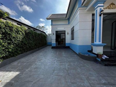 Chủ cần tiền nên hạ giá bán gấp căn biệt thự mini 140m2 full thổ giá chỉ 2,7tỷ nhà đã hoàn công.