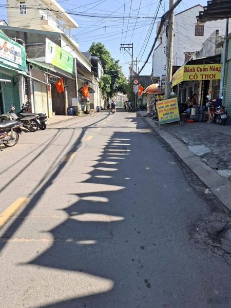 Bán đất hẻm 3 đường 182 Tăng Nhơn Phú A, Quận 9 giá 6,8 tỷ