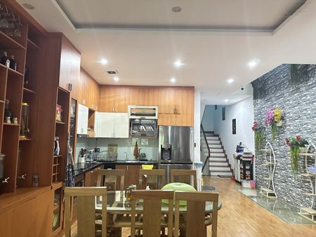 Chính chủ cần bán Nhà 4 tầng mặt tiền Bà Triệu cách phố cổ 500m thiết kế đẳng cấp thu nhập ổn định