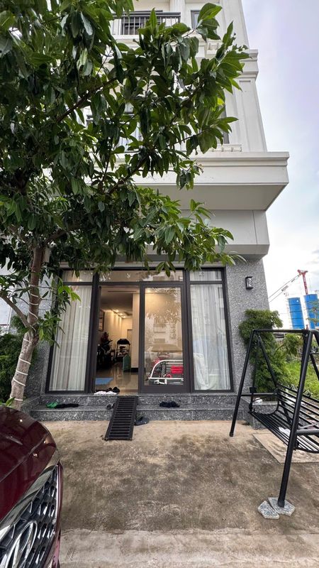 Bán Nhà Riêng Đa Giác 4 KĐT BIM Hùng Thắng,83m2, 8PN, 10WC, 10,9 tỷ Hot!