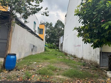 Bán nhanh nền đất 123m2 full thổ cư, gần bên bv qt hạnh phúc, trong khu đô thị ven sông thoáng mát.