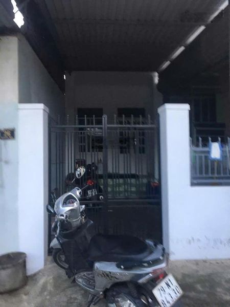 Bán nhanh lô đất tặng căn nhà cấp 4 tại Thái Thông - Vĩnh Thái, mặt tiền đường nhựa, giá 2,6 tỷ