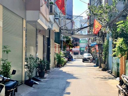 VÍP - Thanh Xuân, Phân lô, ÔTô tránh, Kinh Doanh, ở phố Vũ Hữu, Dt 55m2*4T, Ở ngay, chỉ 17,8 tỷ