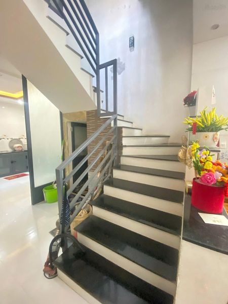 Chính chủ cần bán nhà 3 tầng kiệt 500 tôn đản