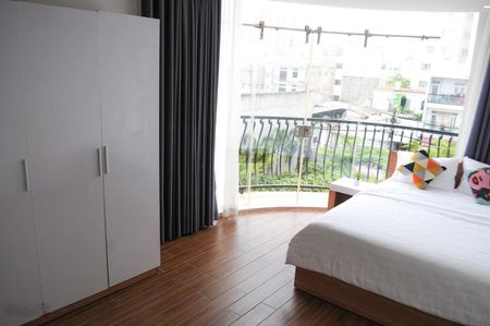 Tòa CHDV 46P với 1100m2 Sàn, 10mx20m, Hầm 6 Tầng, Mặt tiền Trường Chinh, Khu Ga T3, HĐT Khoán 130tr