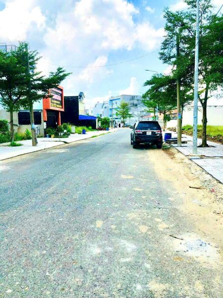 Chính chủ cần tiền bán gấp nền đất 80m2 giá rẻ nhất khu vực