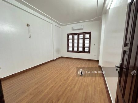 Nhà đẹp mặt ngõ Nguyễn Khang, 50m ra phố, dân xây, 5 tầng, 47m2, 10.x tỷ, 0818308386